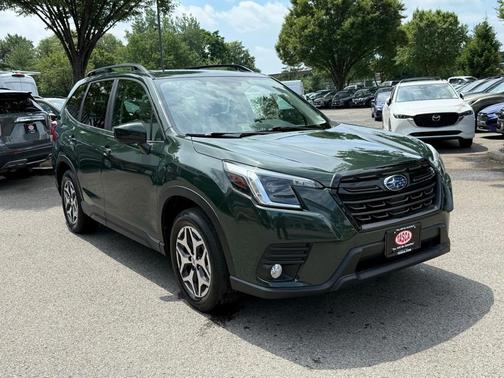 2022 Subaru Forester Premium
