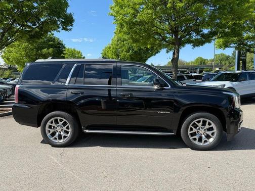 Onyx Black 2019 GMC Yukon SLE