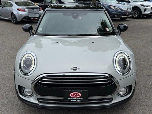 White Silver 2019 MINI Clubman Cooper