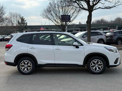 2023 Subaru Forester 2.5i Premium