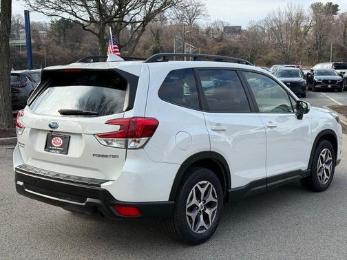 2023 Subaru Forester 2.5i Premium