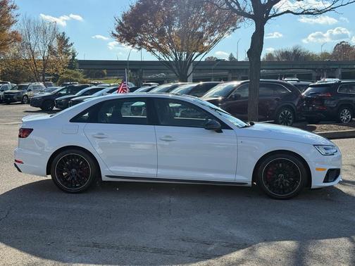 2019 Audi A4 2.0T Premium Plus