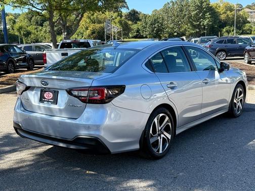 2022 Subaru Legacy 