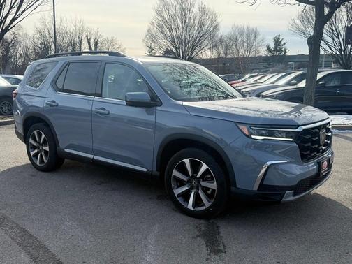 2023 Honda Pilot Elite