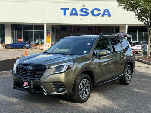 2022 Subaru Forester Premium