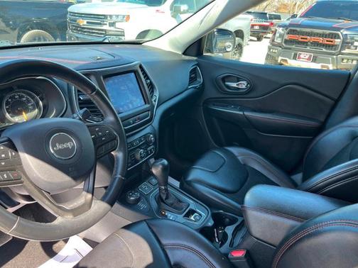 2019 Jeep Cherokee Trailhawk