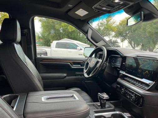 2022 Chevrolet Silverado 1500 High Country