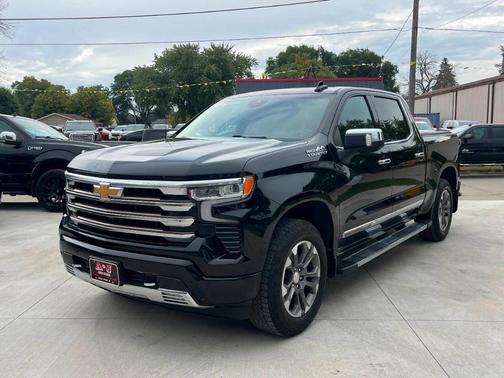 2022 Chevrolet Silverado 1500 High Country