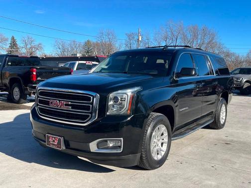 2017 GMC Yukon XL SLT