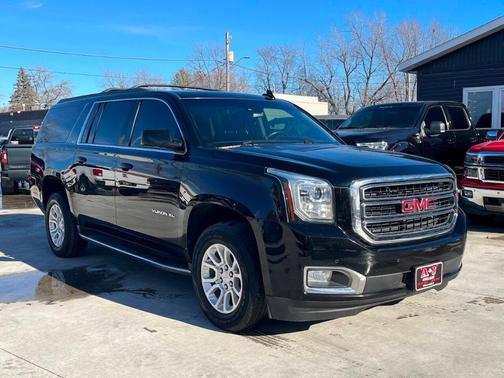 2017 GMC Yukon XL SLT