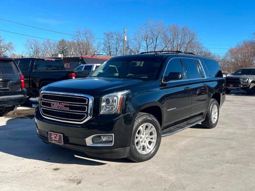 2017 GMC Yukon XL SLT