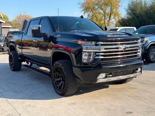 Black 2021 Chevrolet Silverado 2500 High Country