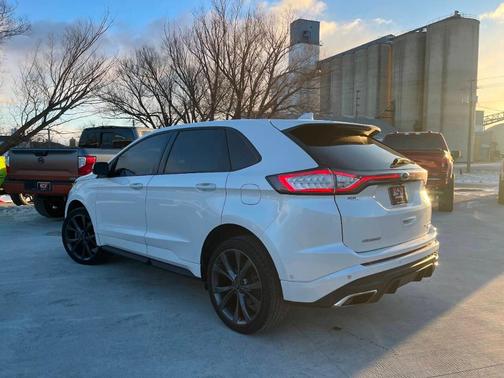 2017 Ford Edge Sport