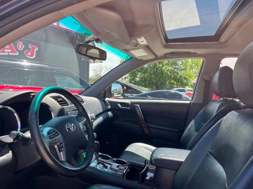 2011 Toyota Highlander Limited