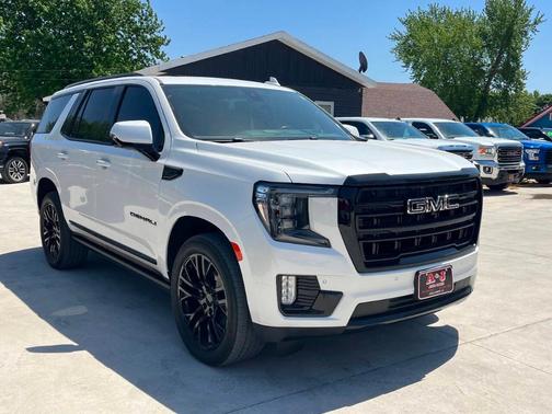 White 2021 GMC Yukon Denali