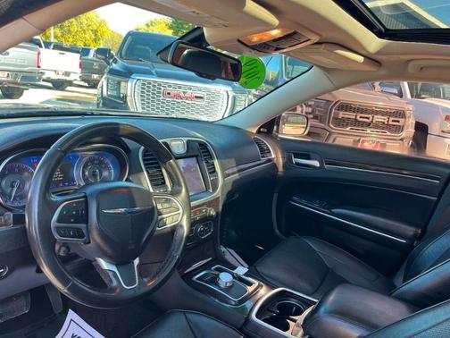 2019 Chrysler 300 Limited