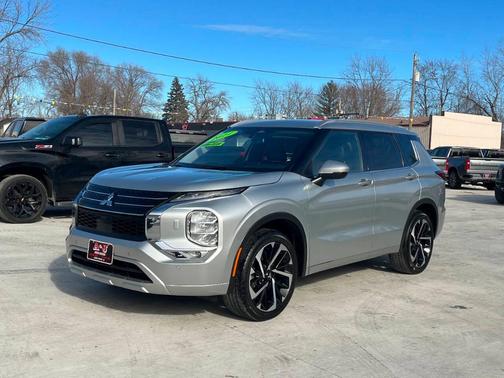 2024 Mitsubishi Outlander SEL