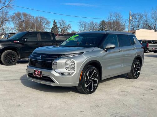 2024 Mitsubishi Outlander SEL