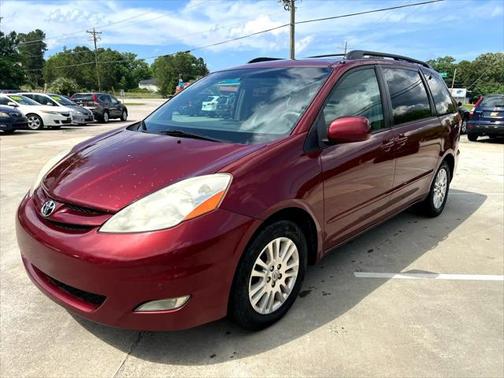 2009 Toyota Sienna XLE