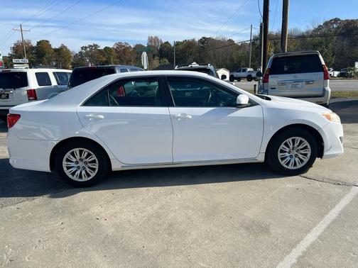 2013 Toyota Camry LE