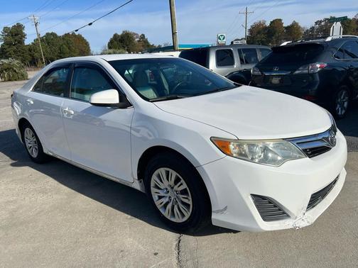 2013 Toyota Camry LE