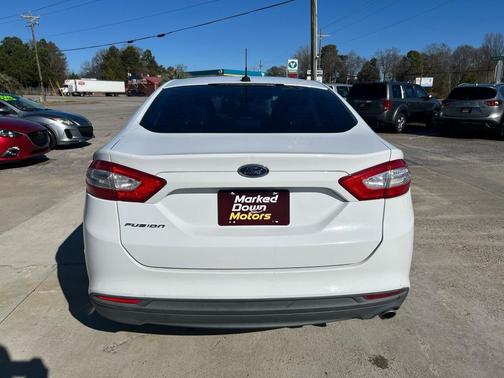 2013 Ford Fusion S