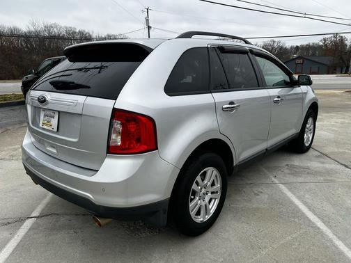 2013 Ford Edge SE