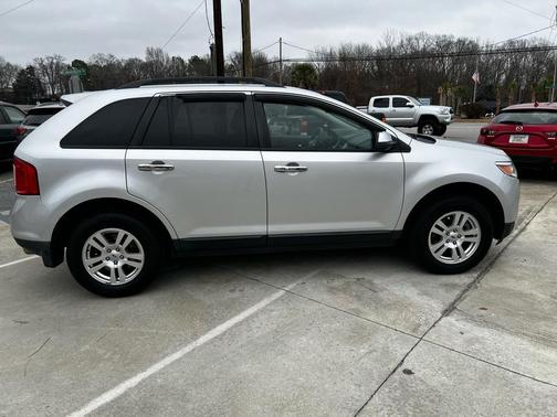 2013 Ford Edge SE