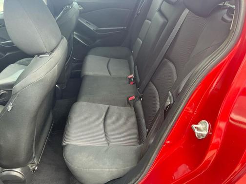 2015 Mazda Mazda3 i Touring