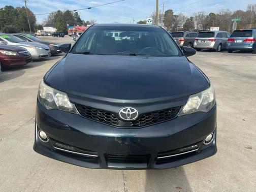 2014 Toyota Camry SE Sport