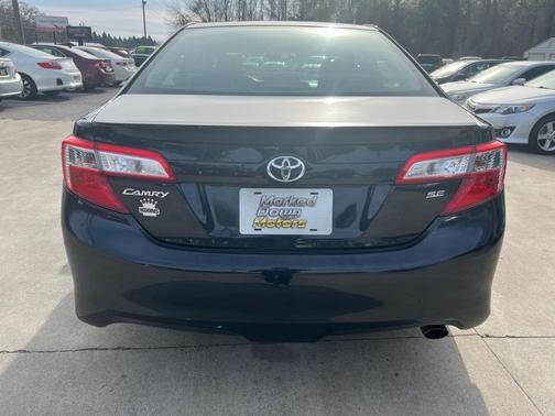 2014 Toyota Camry SE Sport