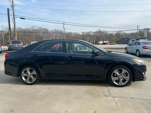 2014 Toyota Camry SE Sport