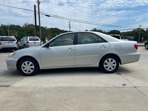 2006 Toyota Camry LE