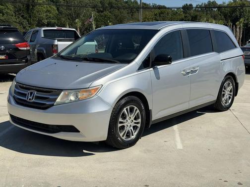 Alabaster Silver Metallic 2013 Honda Odyssey EX-L