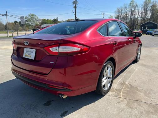 2015 Ford Fusion SE