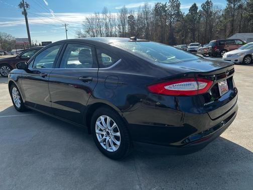 2015 Ford Fusion S