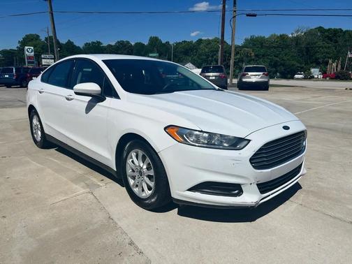 Oxford White 2016 Ford Fusion S