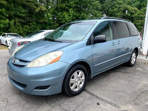 2007 Toyota Sienna LE