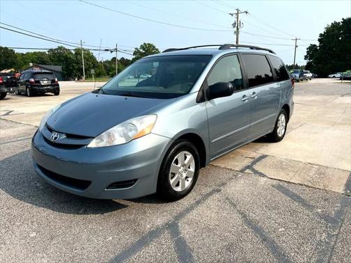 2007 Toyota Sienna LE