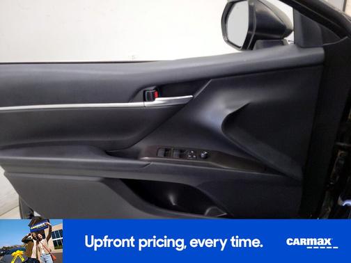 Black 2021 Toyota Camry SE