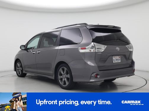 2019 Toyota Sienna SE