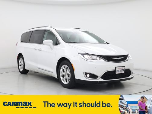 2018 Chrysler Pacifica Touring L Plus
