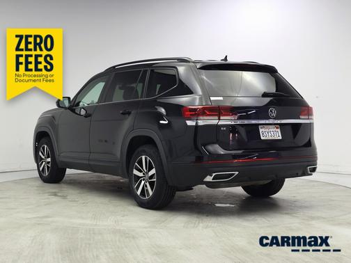 Black 2021 Volkswagen Atlas SE