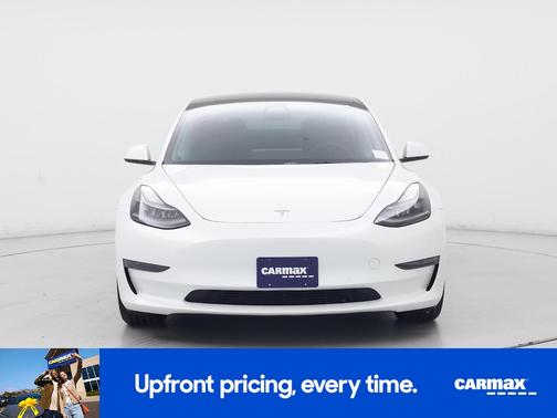 White 2022 Tesla Model 3