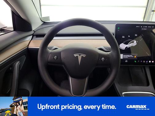 White 2022 Tesla Model 3