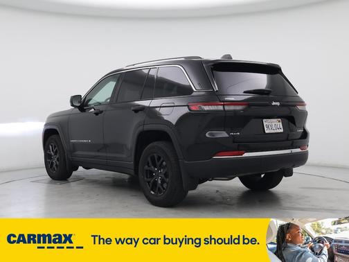 2023 Jeep Grand Cherokee Laredo X