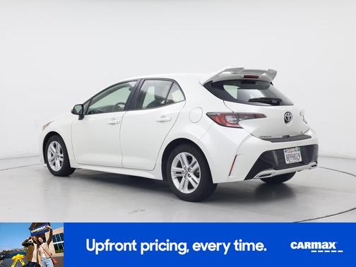 White 2020 Toyota Corolla Hatchback SE