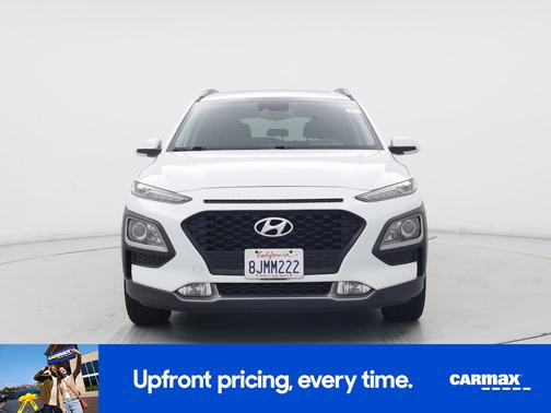 White 2019 Hyundai KONA SEL