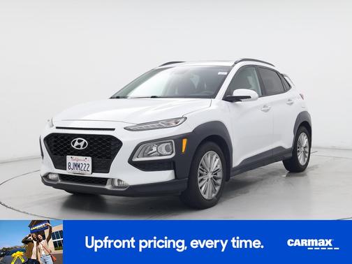 White 2019 Hyundai KONA SEL