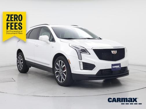 White 2023 Cadillac XT5 Sport